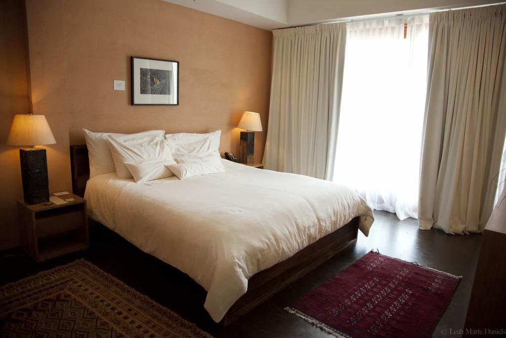 Inn At The Black Olive Baltimore Extérieur photo