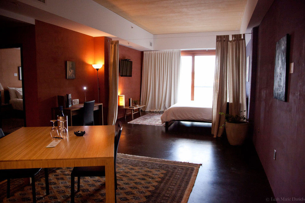 Inn At The Black Olive Baltimore Extérieur photo