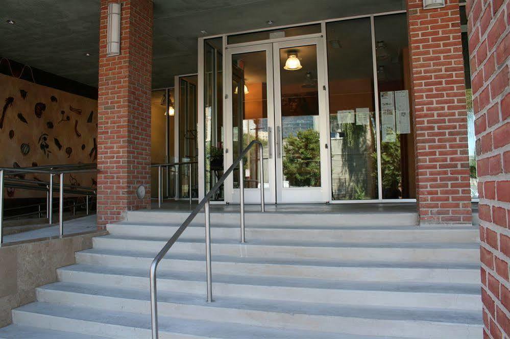 Inn At The Black Olive Baltimore Extérieur photo