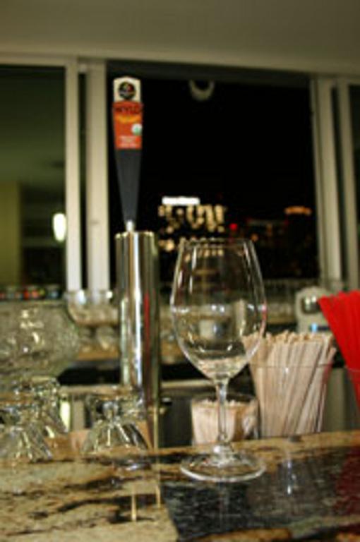 Inn At The Black Olive Baltimore Extérieur photo